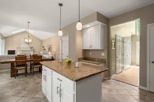 15 Winthrop Dr, Franklin, MA 02038 - Photo 11