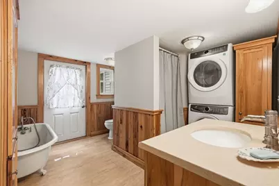 32 Eunice Williams Dr, Greenfield, MA 01301 - Photo 23