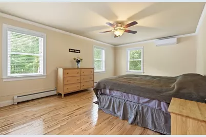 32 Eunice Williams Dr, Greenfield, MA 01301 - Photo 27