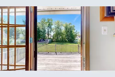 160 Burnham Road, Lowell, MA 01852 - Photo 19