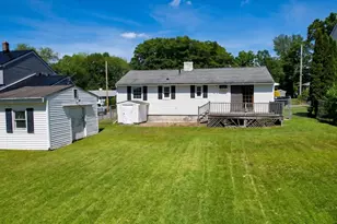 160 Burnham Rd, Lowell, MA 01852 - Photo 5