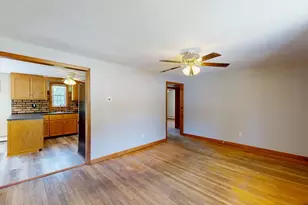 160 Burnham Rd, Lowell, MA 01852 - Photo 21