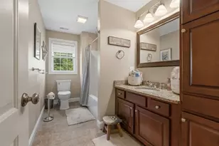 38 Woodley Ave, Boston, MA 02132 - Photo 23