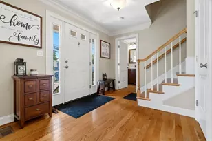 38 Woodley Ave, Boston, MA 02132 - Photo 5