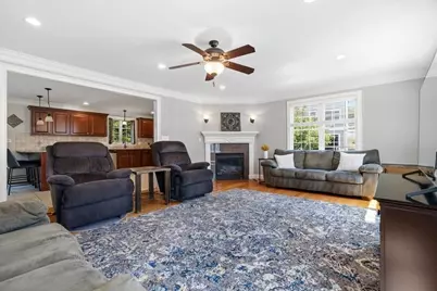 38 Woodley Ave, Boston, MA 02132 - Photo 7