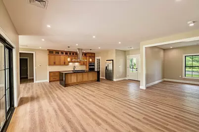 65 Marvel St, Swansea, MA 02777 - Photo 7
