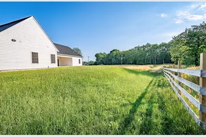 65 Marvel St, Swansea, MA 02777 - Photo 39