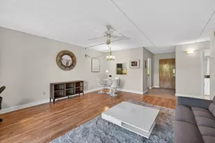 159 Main St, Stoneham, MA 02180 - Photo 5