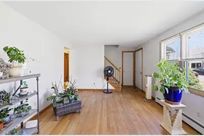 20 Felix St, Chicopee, MA 01020 - Photo 15