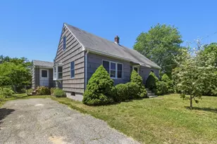 20 Felix St, Chicopee, MA 01020 - Photo 31