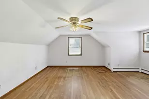 20 Felix St, Chicopee, MA 01020 - Photo 21