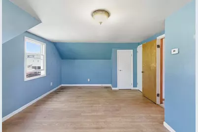20 Felix St, Chicopee, MA 01020 - Photo 23