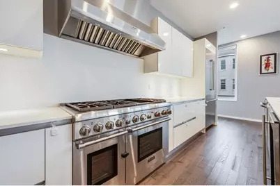 14 I St #3, Boston, MA 02127 - Photo 9
