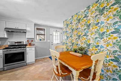 6 Lenox St #1, Beverly, MA 01915 - Photo 9
