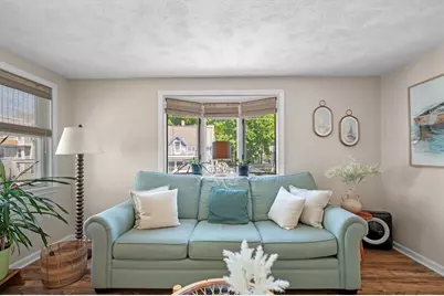 6 Lenox St #1, Beverly, MA 01915 - Photo 5