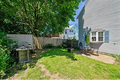 6 Lenox St #1, Beverly, MA 01915 - Photo 17