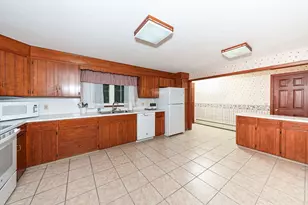113 Hazel, Uxbridge, MA 01569 - Photo 3