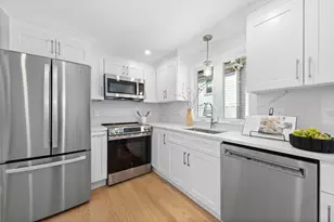22 Park St, Wakefield, MA 01880 - Photo 15