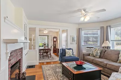 51 Gooch St, Melrose, MA 02176 - Photo 5