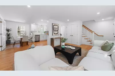 22 Park St #B, Wakefield, MA 01880 - Photo 7