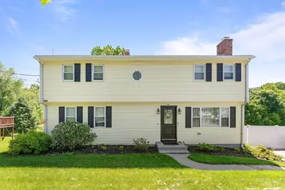 15 Old Farm Rd, Spencer, MA 01562 - Photo 1