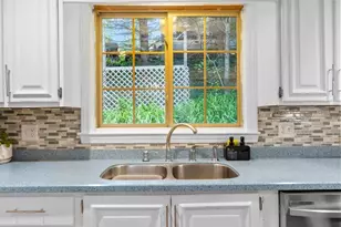 42 Wood St, Woburn, MA 01801 - Photo 13
