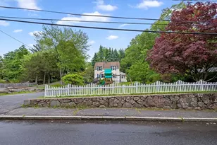 42 Wood St, Woburn, MA 01801 - Photo 35