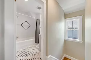8 Riverside Ave, Gloucester, MA 01930 - Photo 23