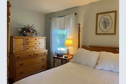 43 Pine Hill Rd, Springfield, MA 01118 - Photo 17