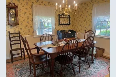 43 Pine Hill Rd, Springfield, MA 01118 - Photo 9