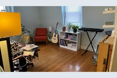151 Grove St #2, Waltham, MA 02453 - Photo 5
