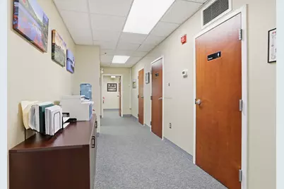 100 Conifer Hill Dr #307, Danvers, MA 01923 - Photo 5