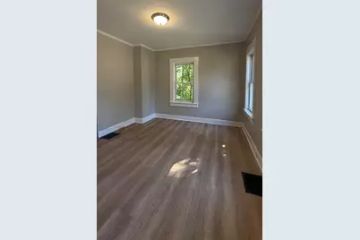14 C St #1, Northbridge, MA 01534 - Photo 3