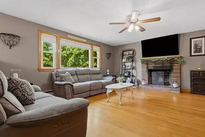 79 Martin Rd, Reading, MA 01867 - Photo 3