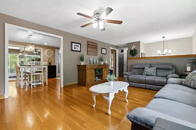 79 Martin Rd, Reading, MA 01867 - Photo 9