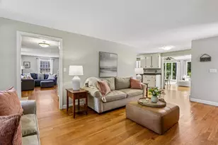 15 Lorraine Metcalf Dr, Wrentham, MA 02093 - Photo 9
