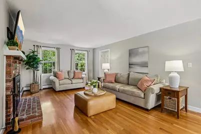 15 Lorraine Metcalf Dr, Wrentham, MA 02093 - Photo 7