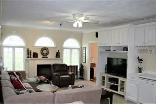55 Church St, Northborough, MA 01532 - Photo 5