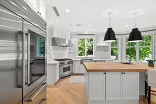 45 Whitehall Cir, Beverly, MA 01915 - Photo 3