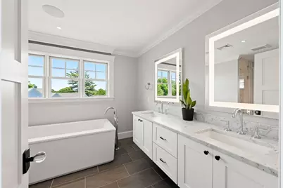 45 Whitehall Cir, Beverly, MA 01915 - Photo 25