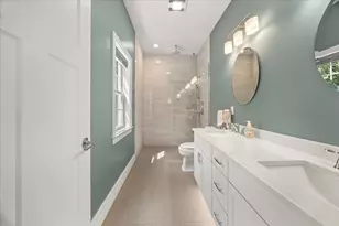590 Washington St, Pembroke, MA 02359 - Photo 13