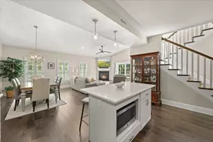 590 Washington St, Pembroke, MA 02359 - Photo 17