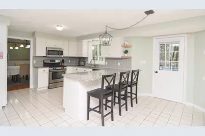 163 Old Ferry Dr, Methuen, MA 01844 - Photo 5