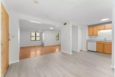 35 Eagle Avenue #Unit-7, Brockton, MA 02301 - Photo 5
