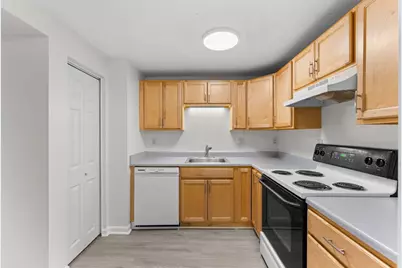 35 Eagle Avenue #Unit-7, Brockton, MA 02301 - Photo 9