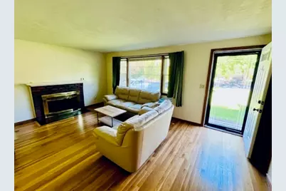 27 Westboro Rd, Marlborough, MA 01752 - Photo 3