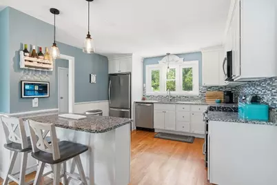 50 Blackmount Dr, Marshfield, MA 02050 - Photo 3