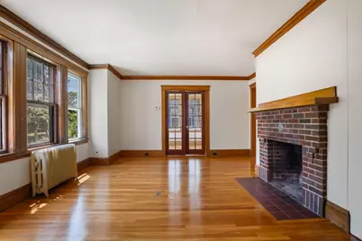 379-381 Newtonville Ave, Newton, MA 02460 - Photo 3