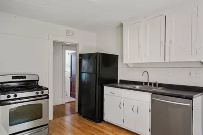 379-381 Newtonville Ave, Newton, MA 02460 - Photo 17