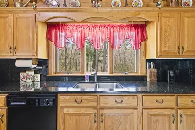 22 Country Lane, Berkley, MA 02779 - Photo 5